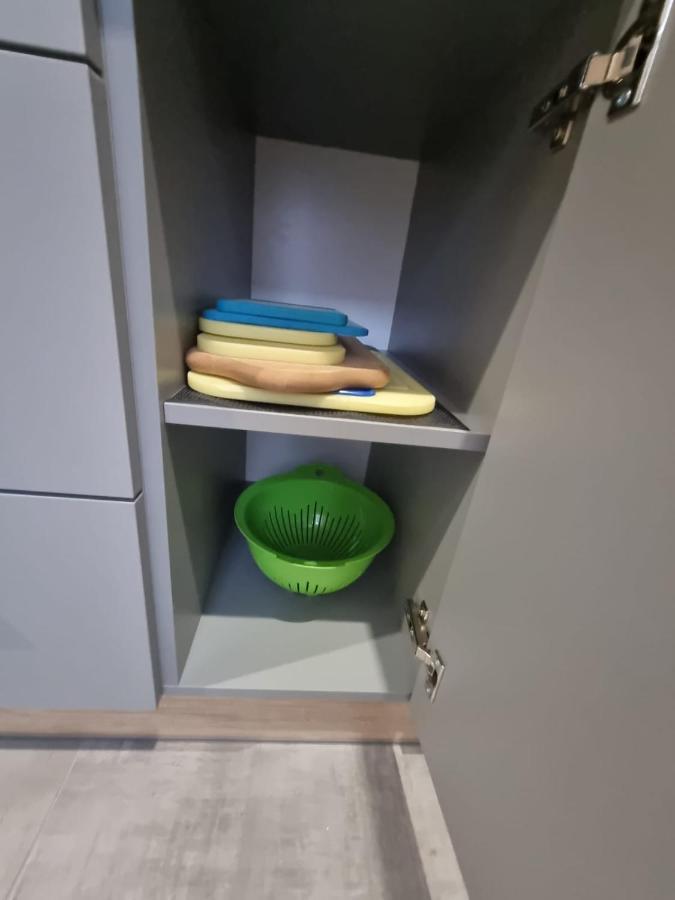 Apartament Lux Lemon Jelenia Gora Bagian luar foto