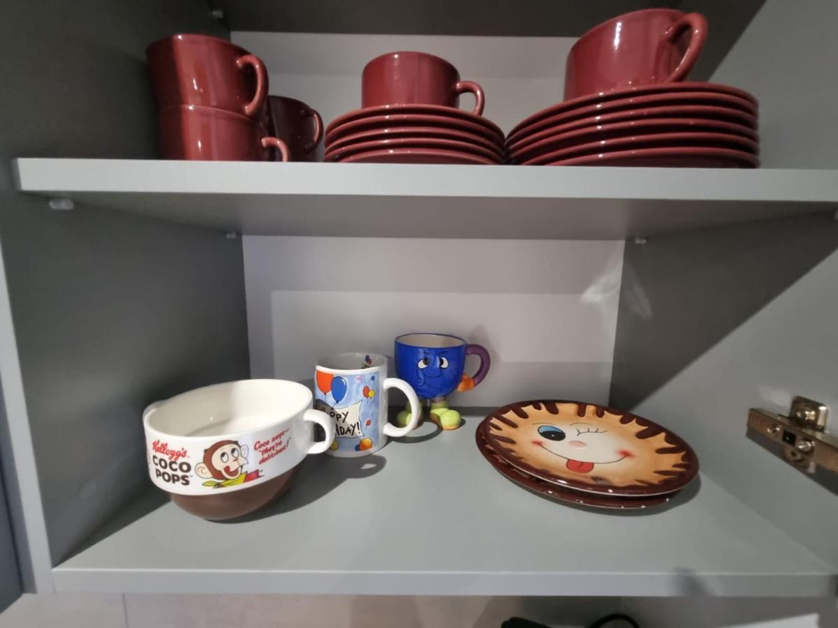 Apartament Lux Lemon Jelenia Gora Bagian luar foto