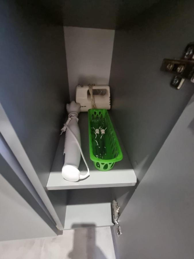 Apartament Lux Lemon Jelenia Gora Bagian luar foto