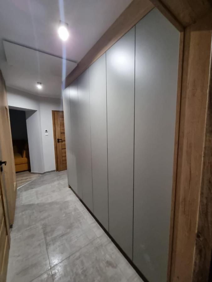 Apartament Lux Lemon Jelenia Gora Bagian luar foto