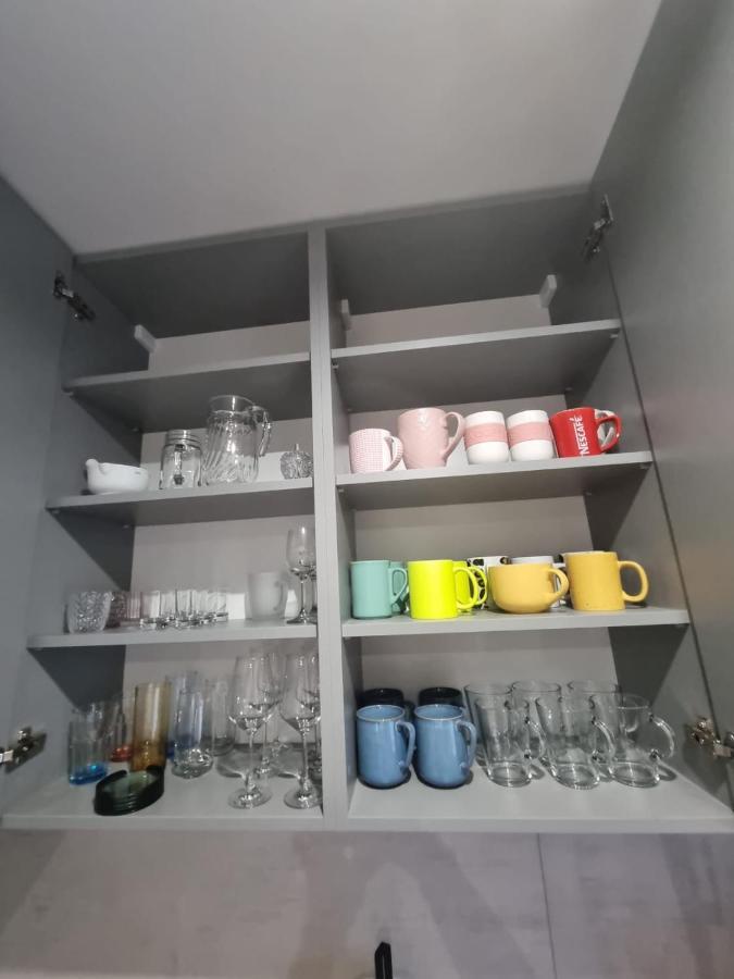 Apartament Lux Lemon Jelenia Gora Bagian luar foto
