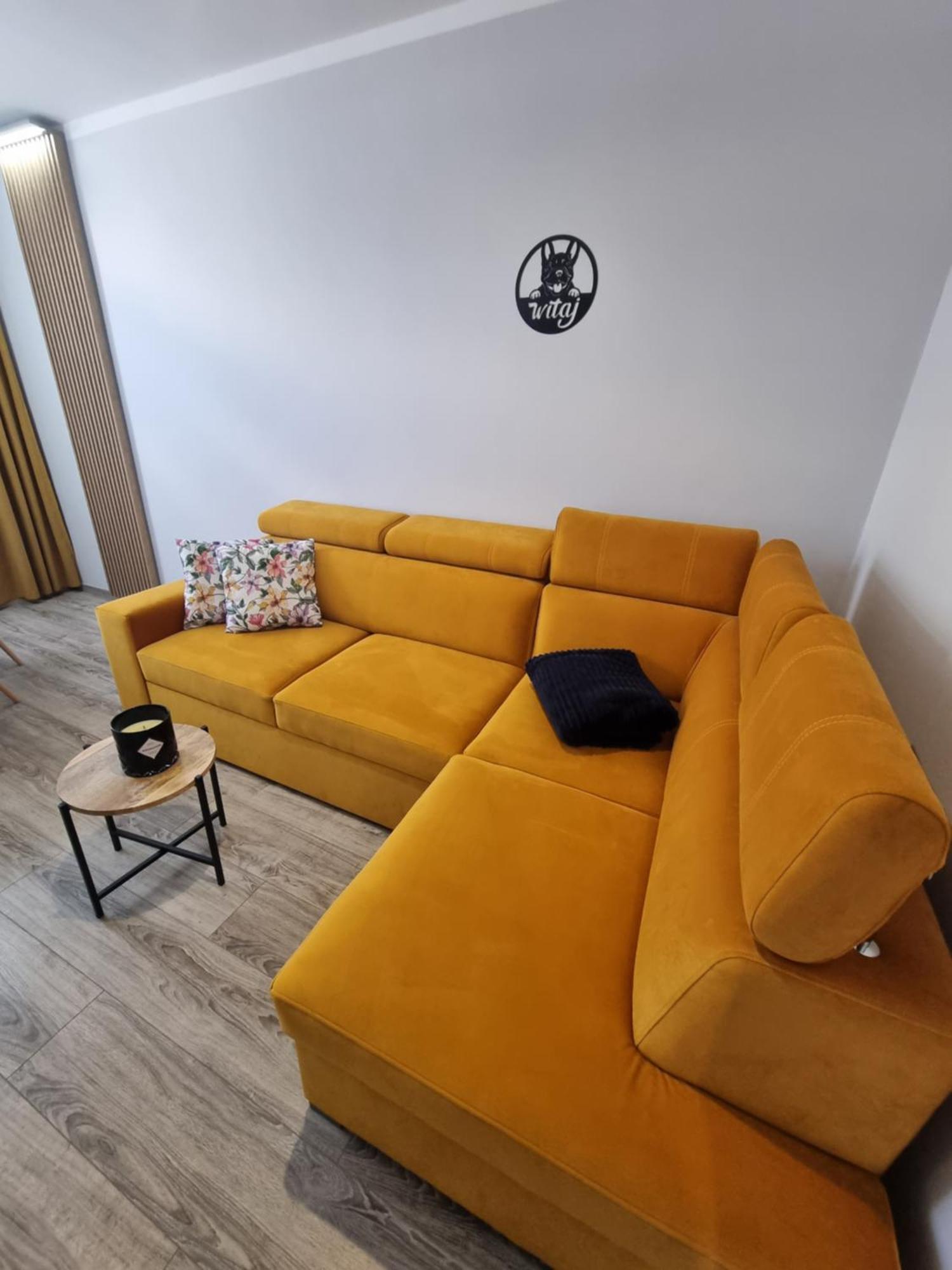 Apartament Lux Lemon Jelenia Gora Bagian luar foto